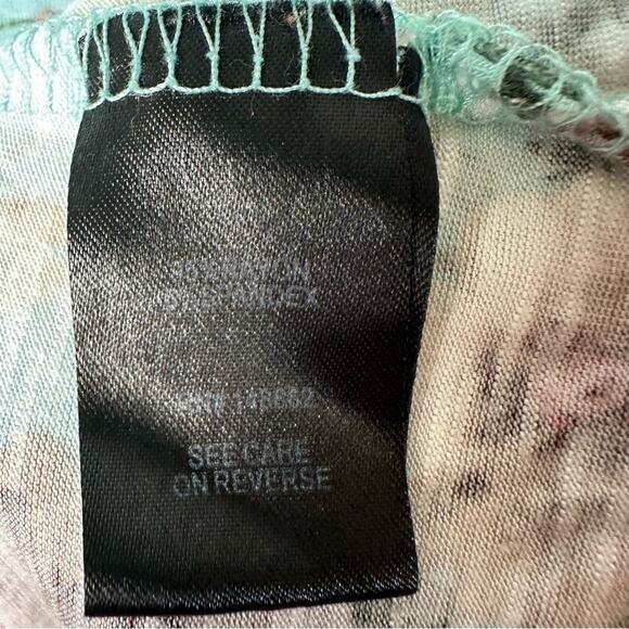 Torrid floral tunic, top, empire, cut ruffle, cap sleeve bohemian plus size - Picture 5 of 10